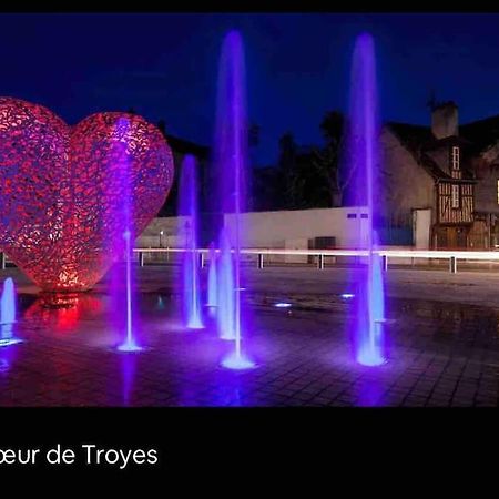 Superbe T2 De Caractere Au Centre Classe 3 Etoiles 特鲁瓦 外观 照片